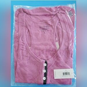 VERA BRADLEY RACER BACK TANK TOP Shirt Light Rose Violet Color Sz L NWT